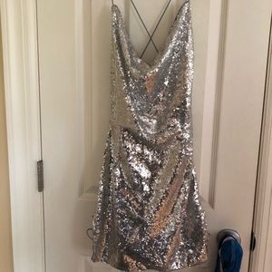 Super cute dress for clubs and bars or sweet 16!